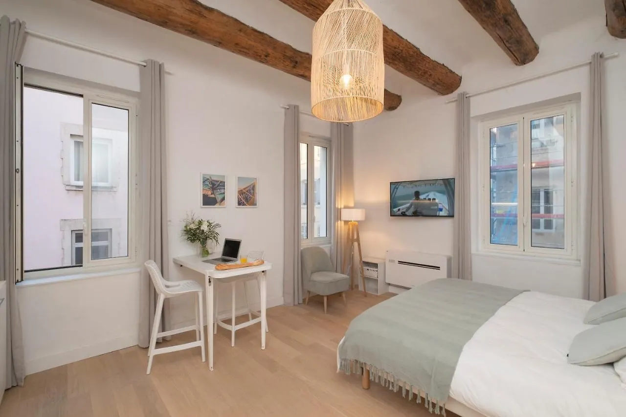 Design Suites - Vieux Port Marseille