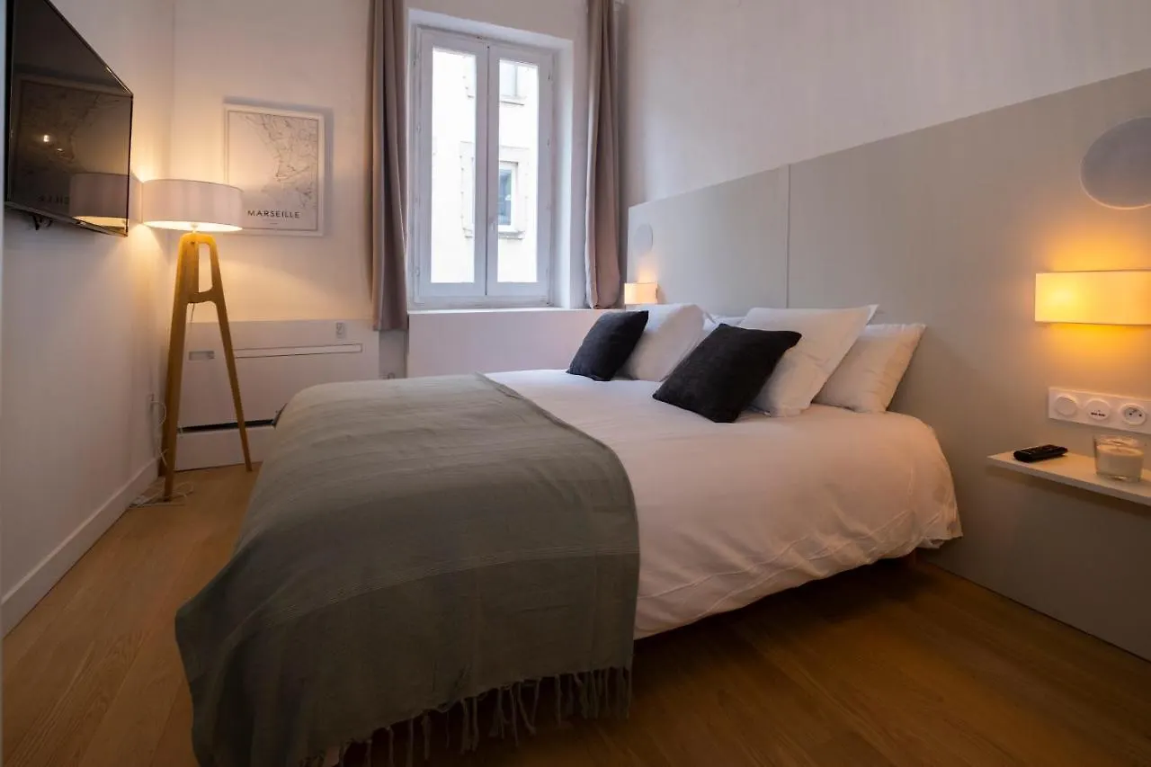 Apartment Design Suites - Vieux Port Marseille France
