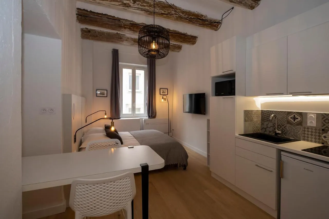 Design Suites - Vieux Port Marseille Apartment