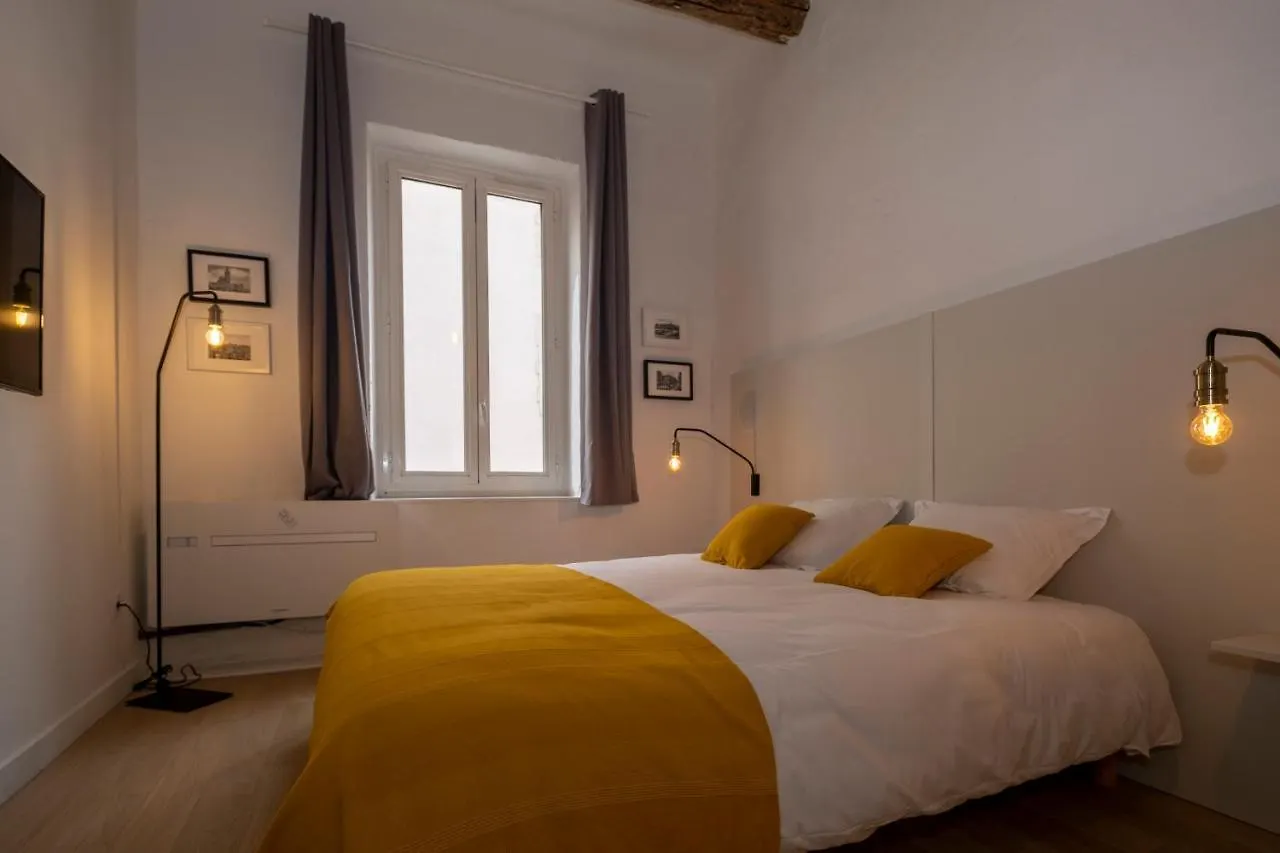 Design Suites - Vieux Port Marseille
